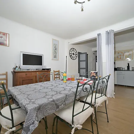 ベッド・アンド・ブレックファスト Jolie Au Calme A