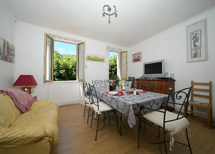 Bed & Breakfast Jolie Au Calme A Auzat